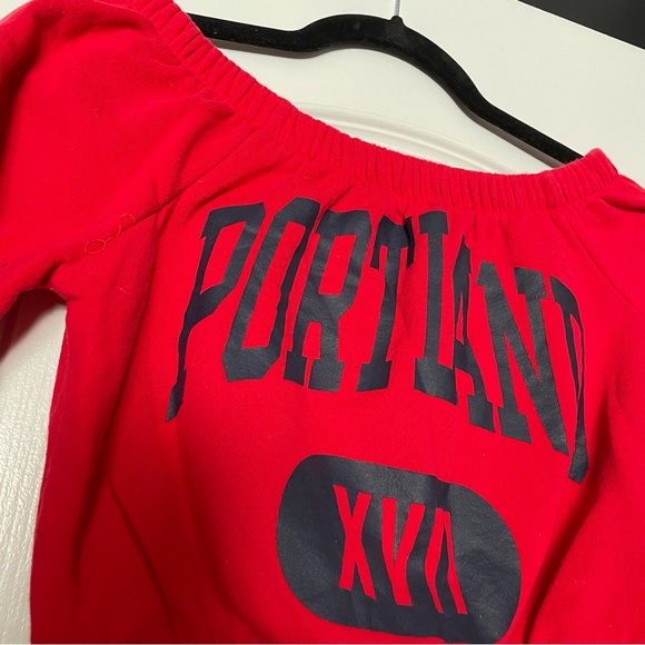 Garage Low Shoulder/Off Shoulder Cropped Longsleeve - Picture 2 of 3